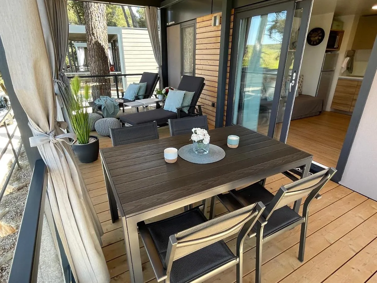Harmonia Mobile Home Rovinj 0*,